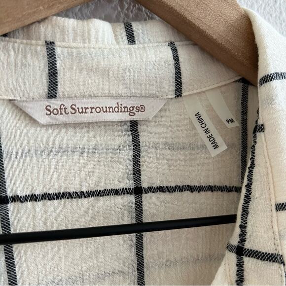 Soft Surrounding Tunic Back Floral Sheer Panel with Front Window Pane Medium P - Picture 2 of 11